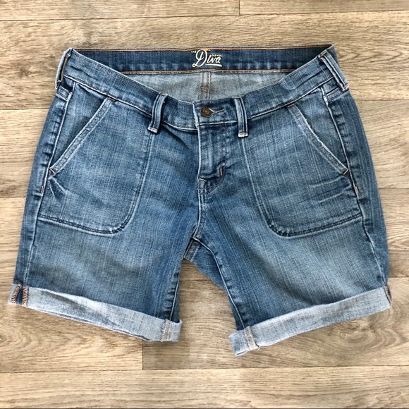 Old Navy Pants - Old Navy The Diva Jean Shorts Women’s 4